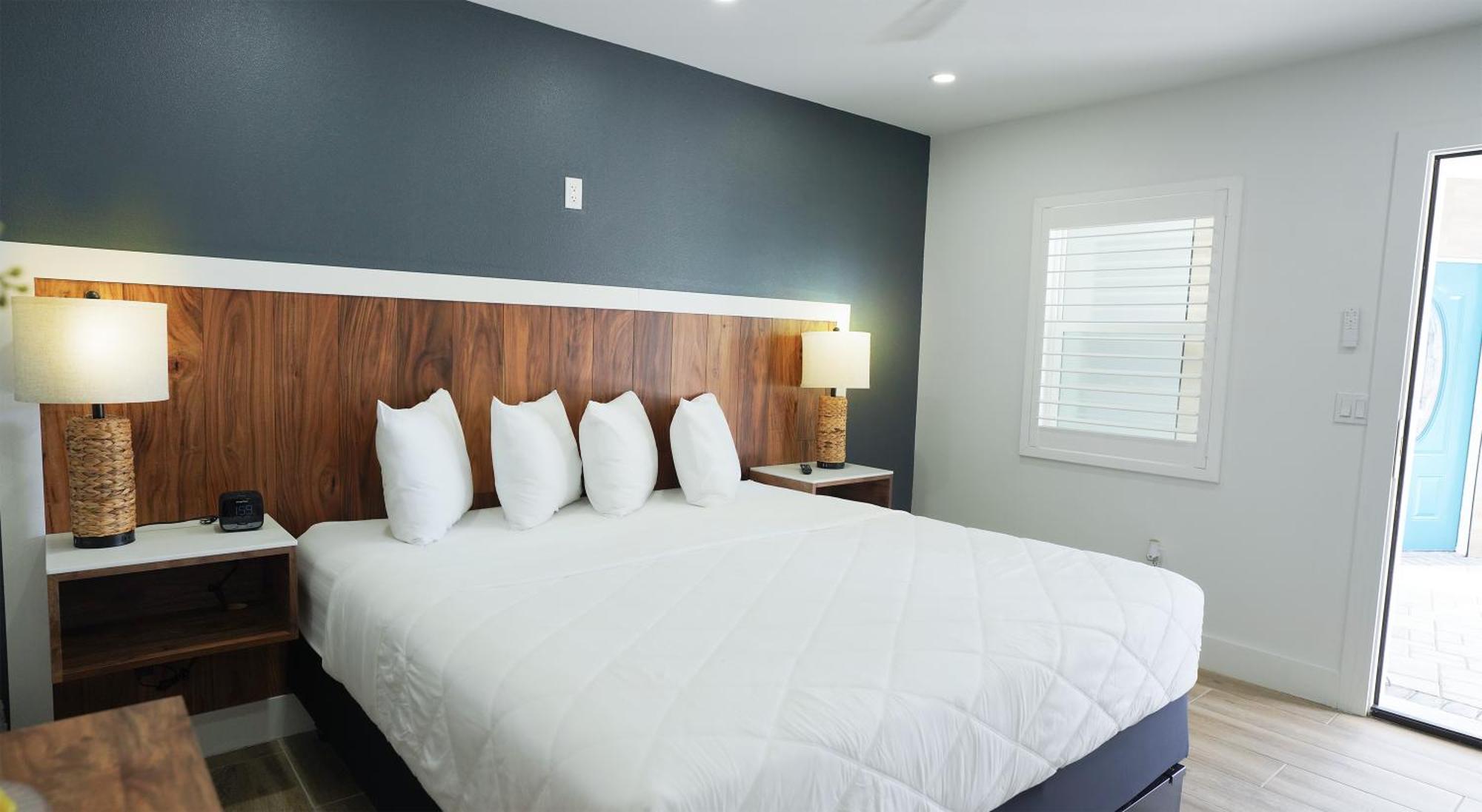 Ivory Sands Beach Suites เคลียร์วอเตอร์บีช ภายนอก รูปภาพ